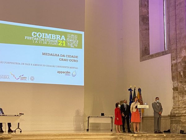 APPACDM Coimbra recebe Medalha de Ouro da Cidade